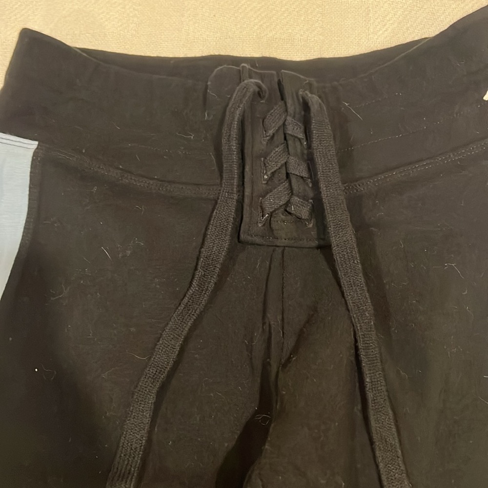 Victoria secret leggings - Picture 2 of 6